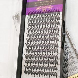 Cosmic or Anime eyelash  trays in C Curl